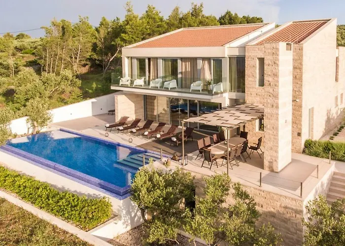 Villa Ana