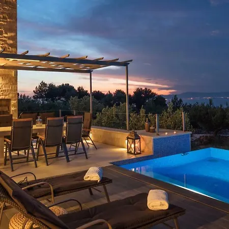 Villa Ana Splitska Exterior photo